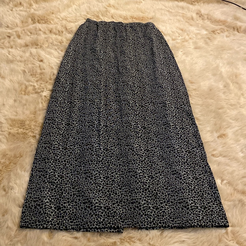 Janana’s leopard animal print maxi skirt m/l Y2K boho back slit paper tag